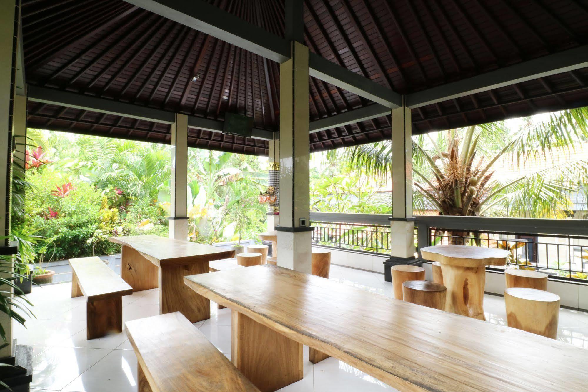 Oyo 91925 Ijo Eco Lodge Hotel Mengwi Экстерьер фото